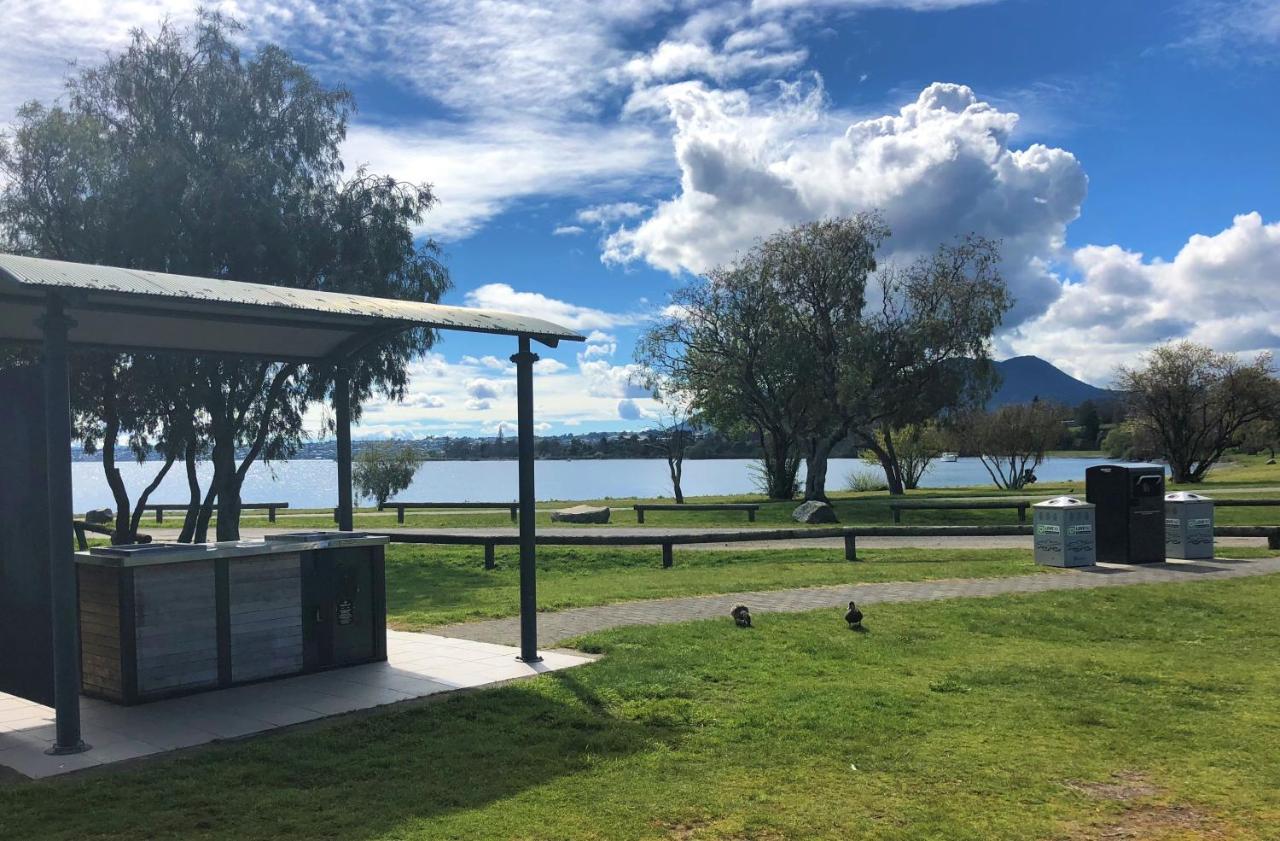 Close To The Lake Lac Lac Taupo Extérieur photo