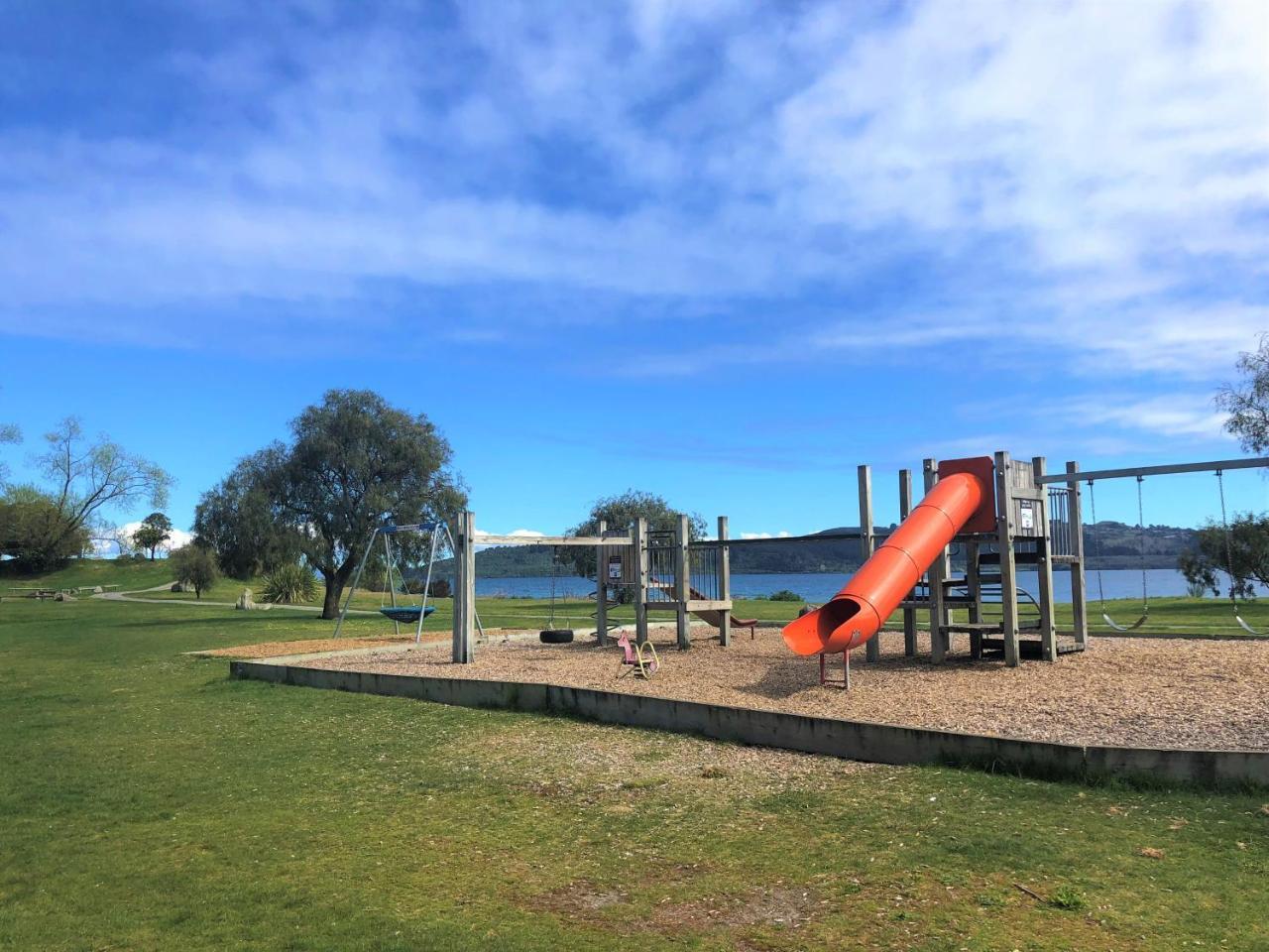 Close To The Lake Lac Lac Taupo Extérieur photo